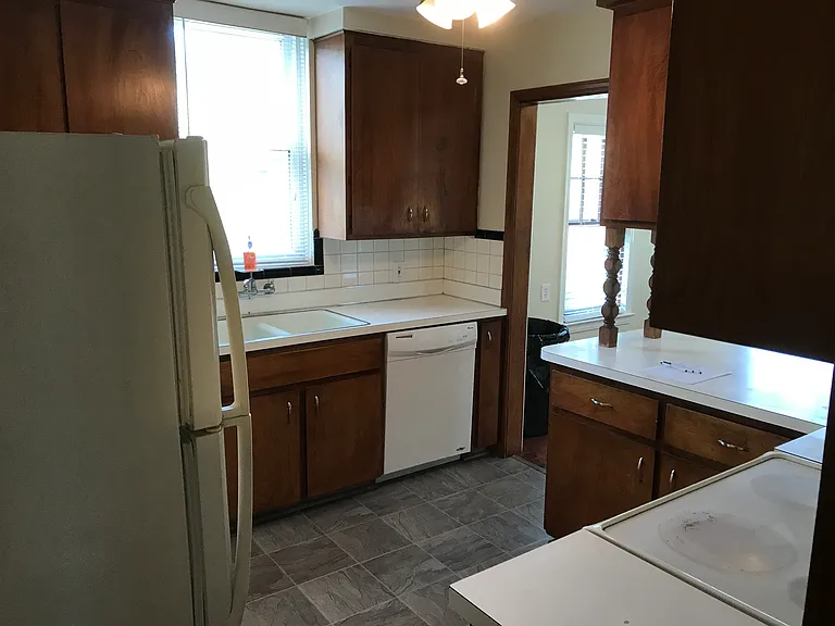 3659 Oakshire Dr — Photo 8