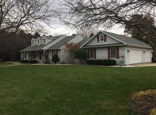 534 Amsterdam Ln, Peotone, IL 60468