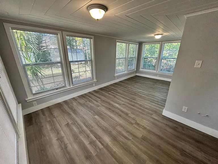 826 S Primrose Dr — Photo 6