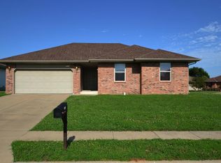 1128 N Nolting Ave, Springfield, MO 65803