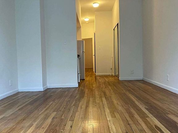 2nd image of 424 W 57th St #21B