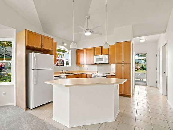 4th image of 2110 Kaneka St #42