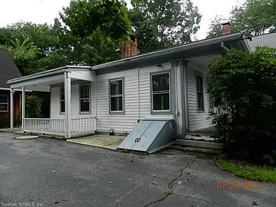 3rd image of 137 Soap St