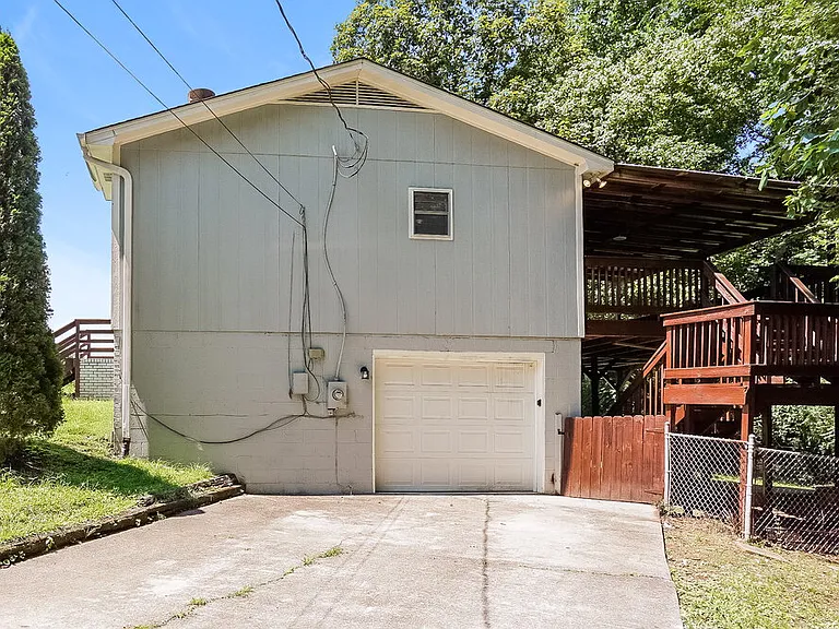 3248 Larrabee Ln — Photo 16