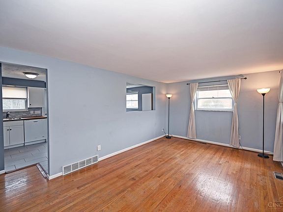 3rd image of 268 Shirljune Dr