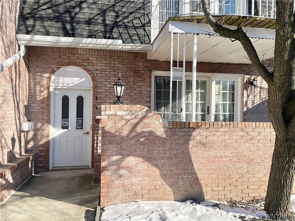 1st image of 4583 Chestnut Ridge Rd APT 3
