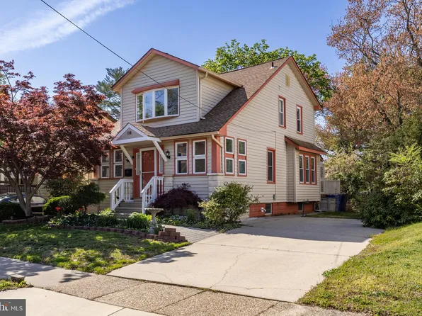 114 Hemlock Ave, Laurel Springs, NJ 08021