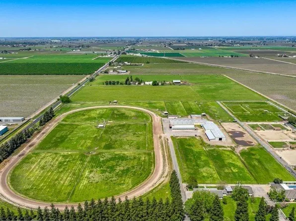2829 W Armstrong Rd, Lodi, CA 95242
