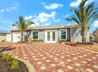 127 Albatross St, Fort Myers Beach, FL 33931