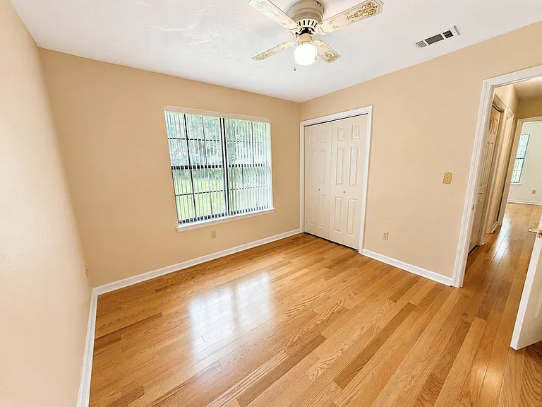 1285 Cordova Cir — Photo 16