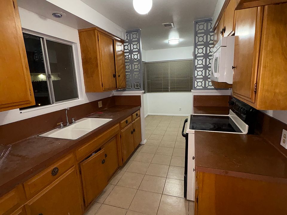 1st image of 41542 Marine Dr