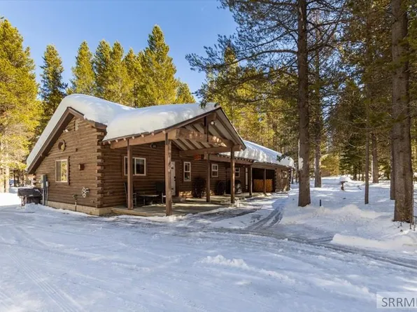 4193 Lone Pine St, Island Park, ID 83429