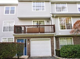 1443 Teresa Dr #7214, Fort Lee, NJ 07024