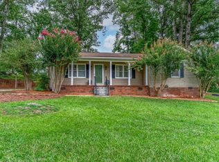 11 Dell Cir, Travelers Rest, SC 29690