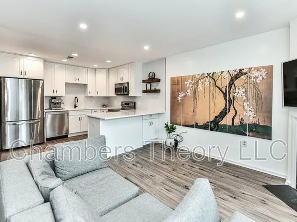 1110 N Randolph St, Arlington, VA 22201