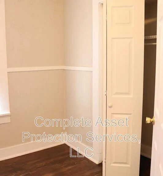 307 Washington St — Photo 10