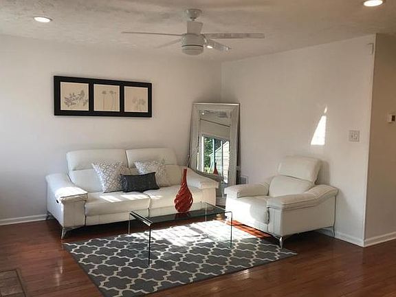 2nd image of 8600 Olde Colony Trl APT 80