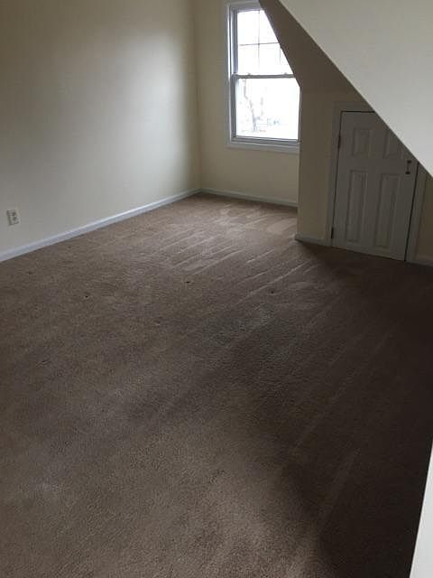 1st image of 60 Hawthorne Ave #3