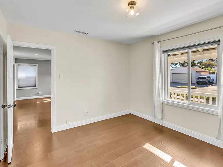 Arcturus Ave — Photo 18