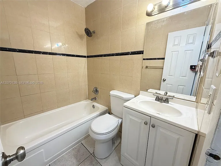 333 NW 2nd Ave #5 — Photo 13