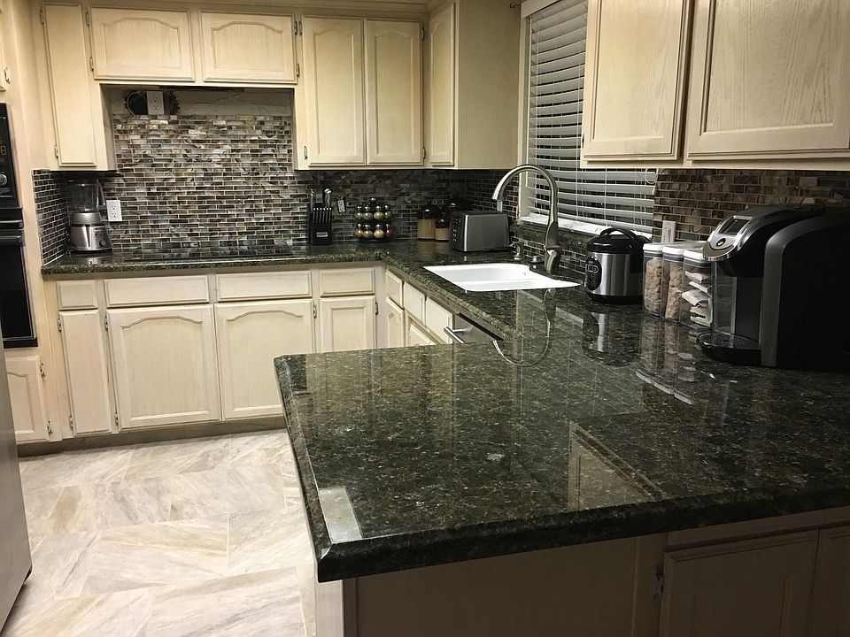 2nd image of 6253 N Lodi Ave
