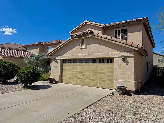 2nd image of 1056 E Lakeview Dr
