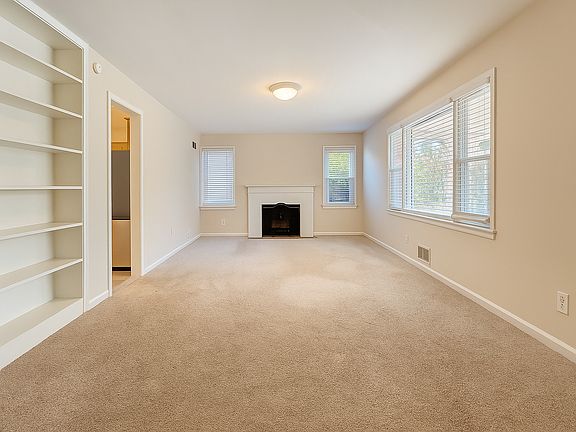 3 - Living room veiw 1_11112025