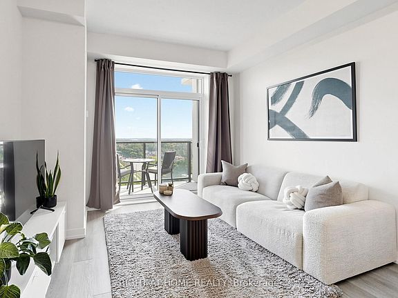 5th image of 450 Dundas St E #1013