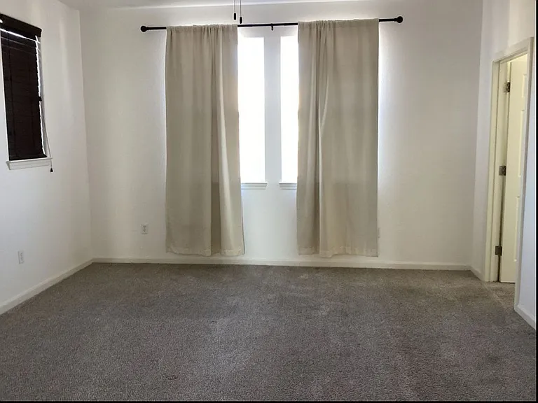 5960 Promontory Dr — Photo 14