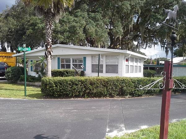 1st image of 37936 Bentley Dr