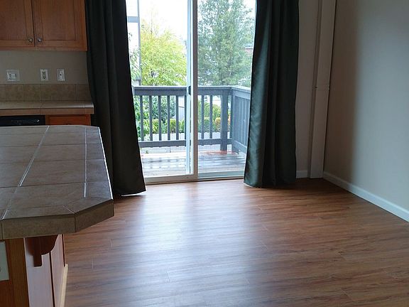 3rd image of 6101 NE 34th St