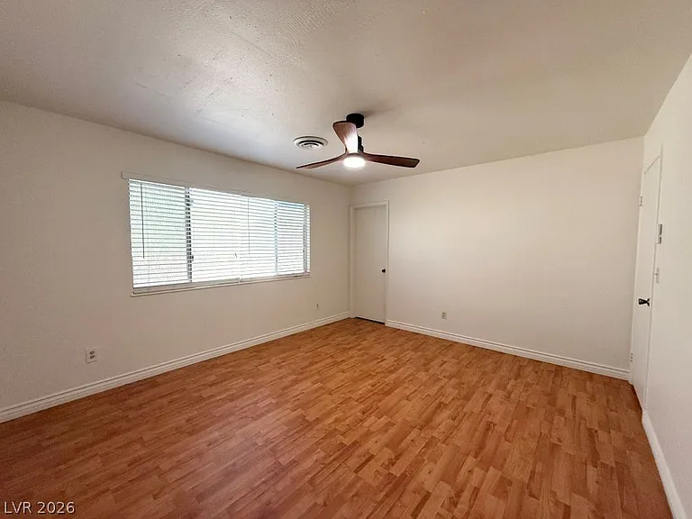 616 Greenway Rd — Photo 16
