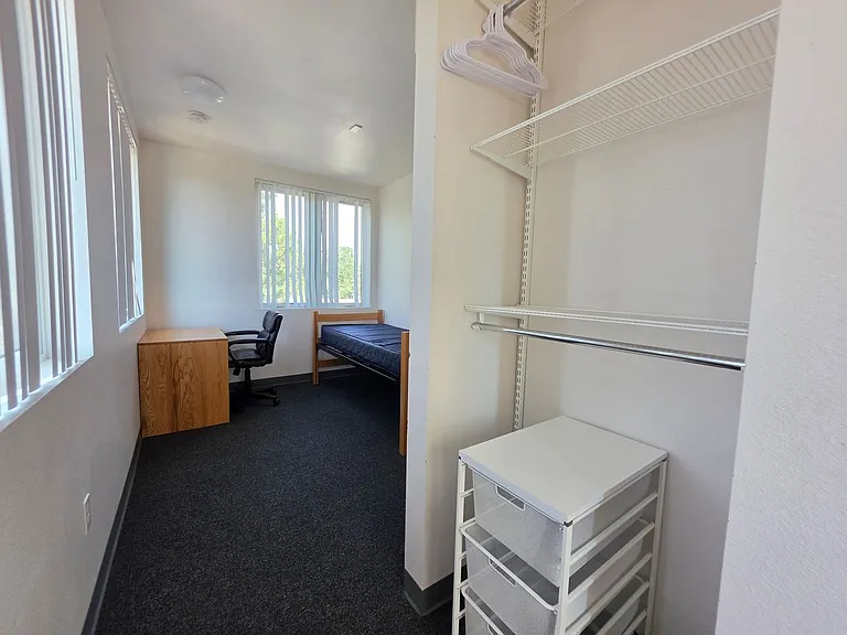 2333 Arapahoe Ave. — Photo 3