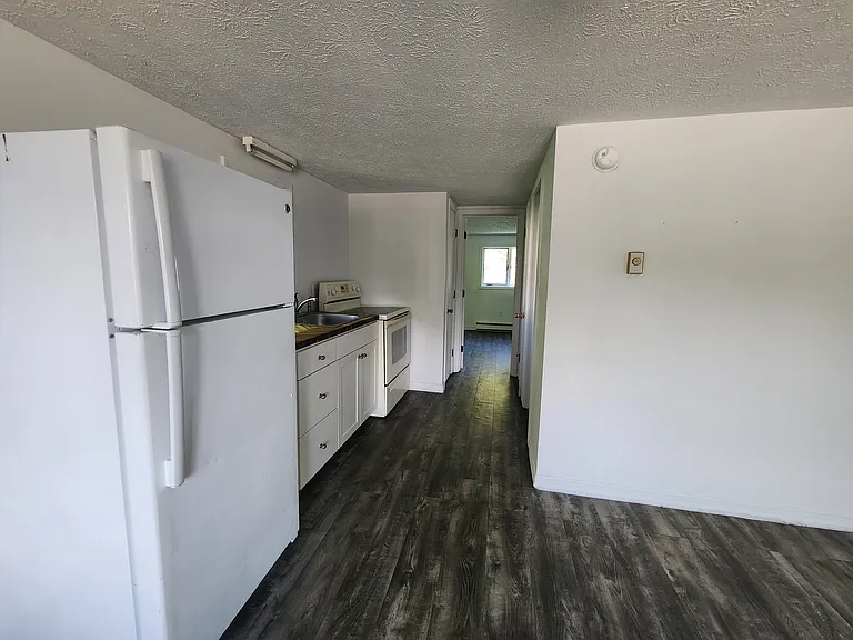 309 Sanford Rd #3 — Photo 3