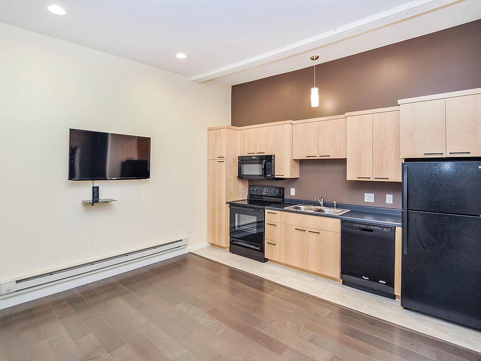 Open Kitchen