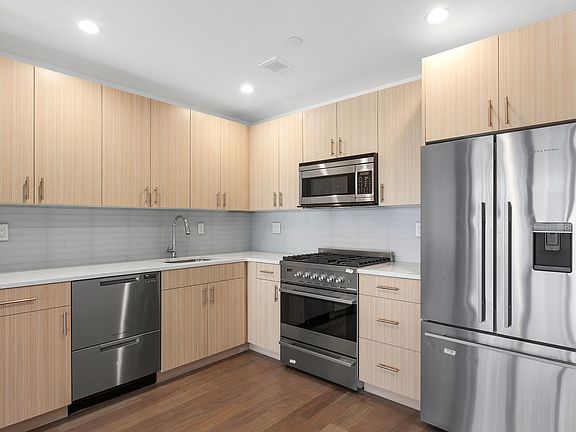 5th image of 17 Convent Ave #5D