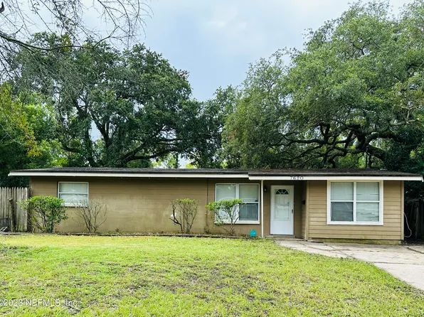 7620 MAYAPPLE Court, Jacksonville, FL 32211