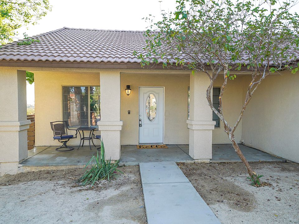 1st image of 16479 Avenida Merced