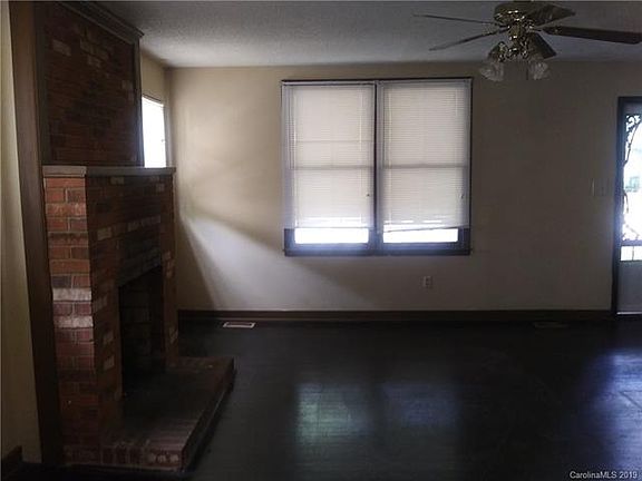 3rd image of 523 W Harvie Ave