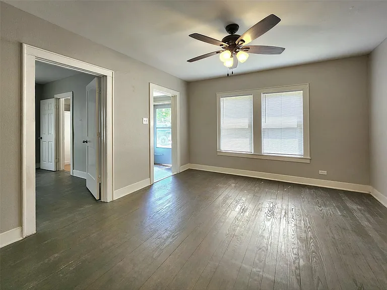 6306 Stillman St — Photo 3