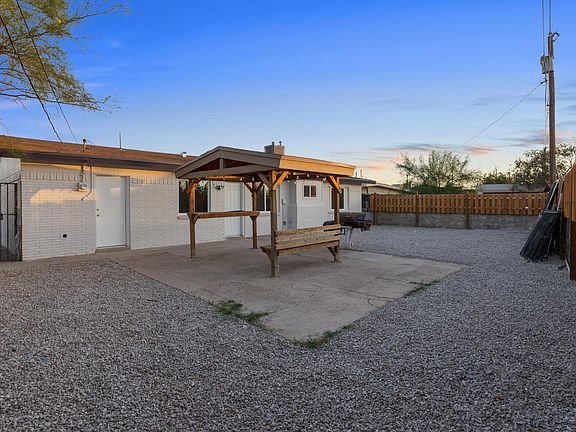 5th image of 513 Gilmore Way