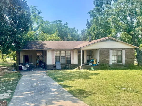 1310 Dave St, Vienna, GA 31092