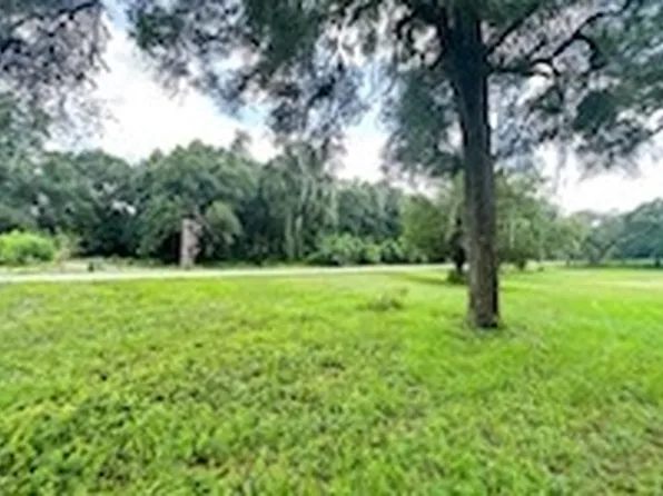 1 N Fletcher Ave, Mayo, FL 32066