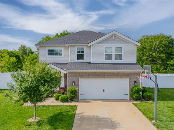 415 Vining Ct, Bowling Green, KY 42104