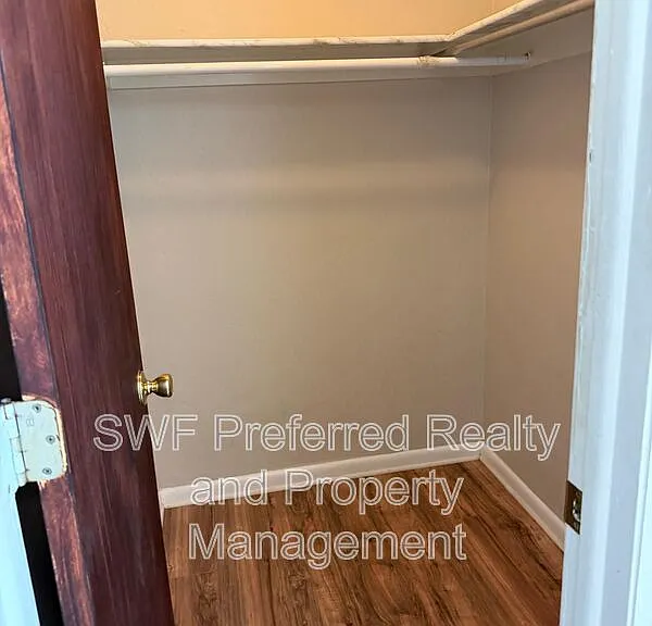 1418 SE 8th Ter #7 — Photo 4