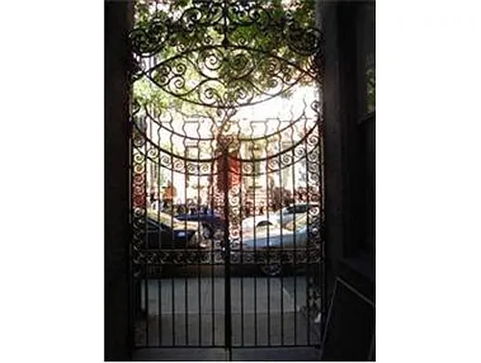 Rented by Douglas Elliman | media 29