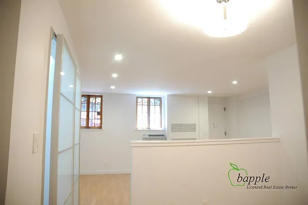 Rented by Bapple | media 21