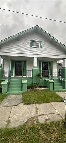 2 bed, 1.0 bath, 768 sqft, $1,350 — Photo 2