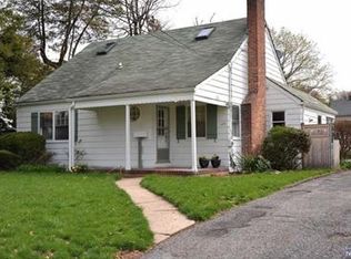 415 Shannon Ct, Englewood, NJ 07631
