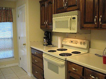 4th image of 5850 Chattanooga Dr